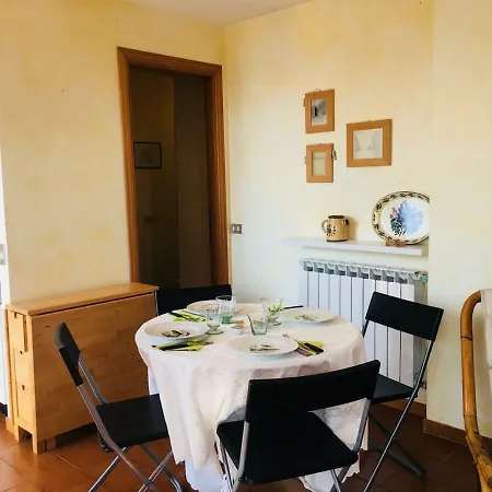 Apartment La Casetta Delle Rose